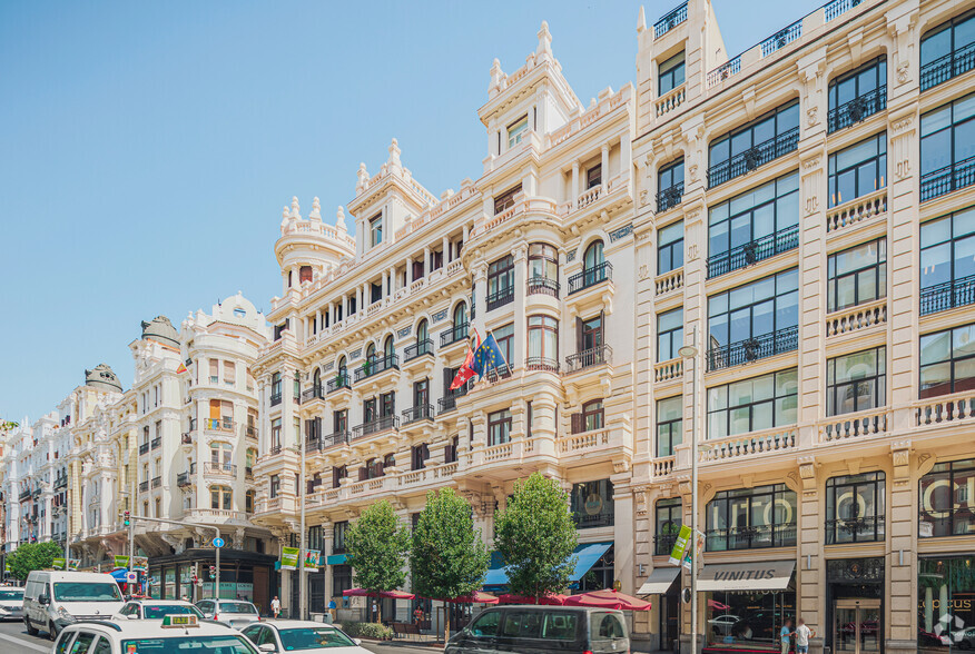 Calle Gran Vía, 6, Madrid, Madrid en alquiler - Foto del edificio - Imagen 3 de 4