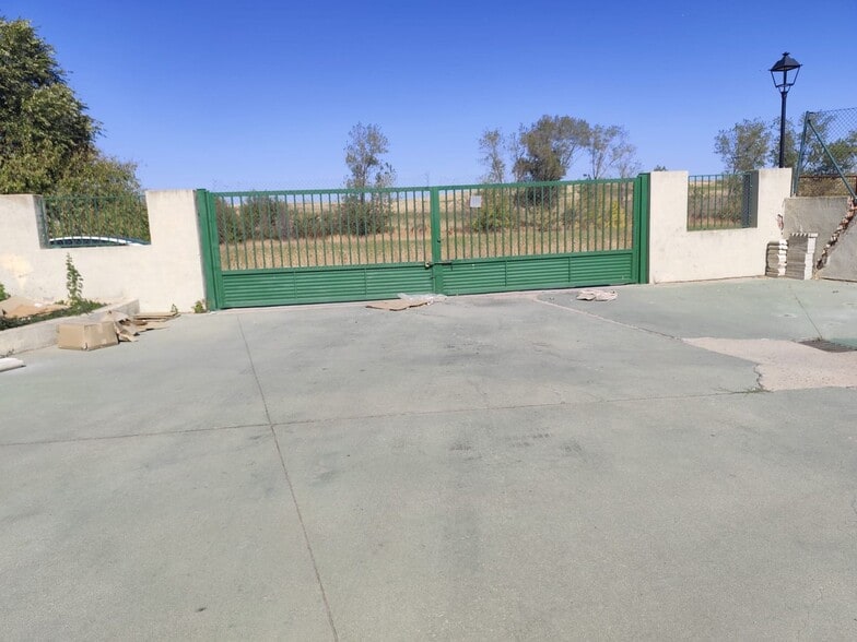 Nave en Griñón, Madrid en venta - Foto del edificio - Imagen 3 de 17