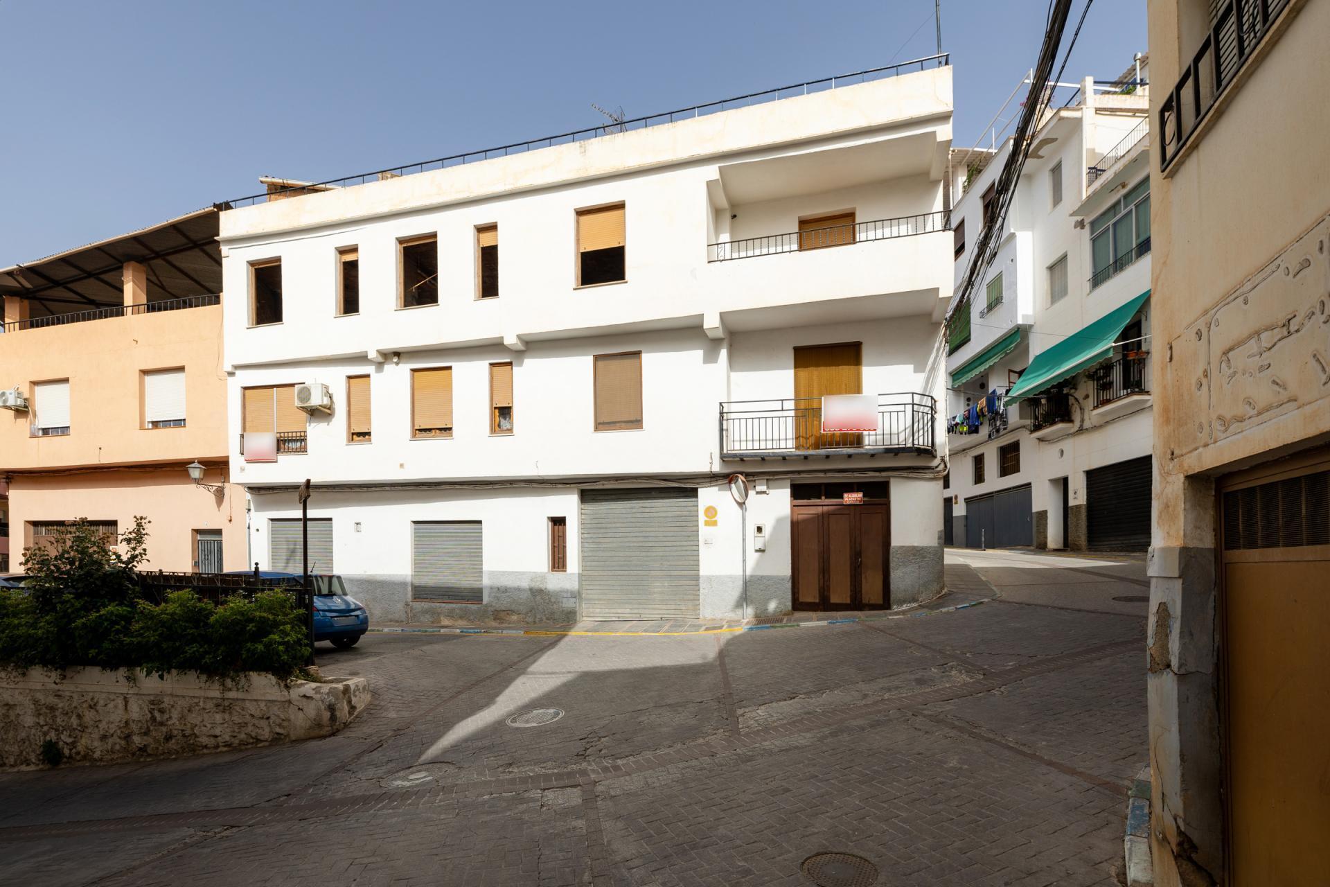 Calle Cádiz, 14, Lanjarón, Granada en venta Foto del edificio- Imagen 1 de 51