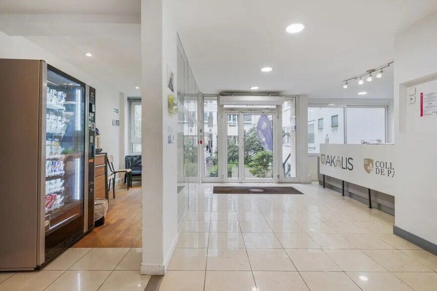 171 Bis Avenue Charles De Gaulle, Neuilly-sur-Seine en alquiler - Vestíbulo - Imagen 3 de 3