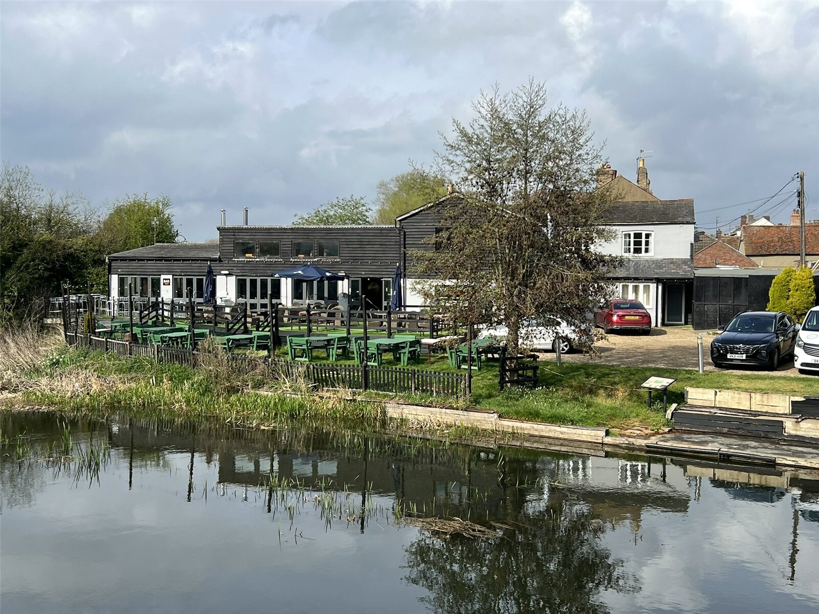 Cross St, Sudbury en venta Foto principal- Imagen 1 de 23