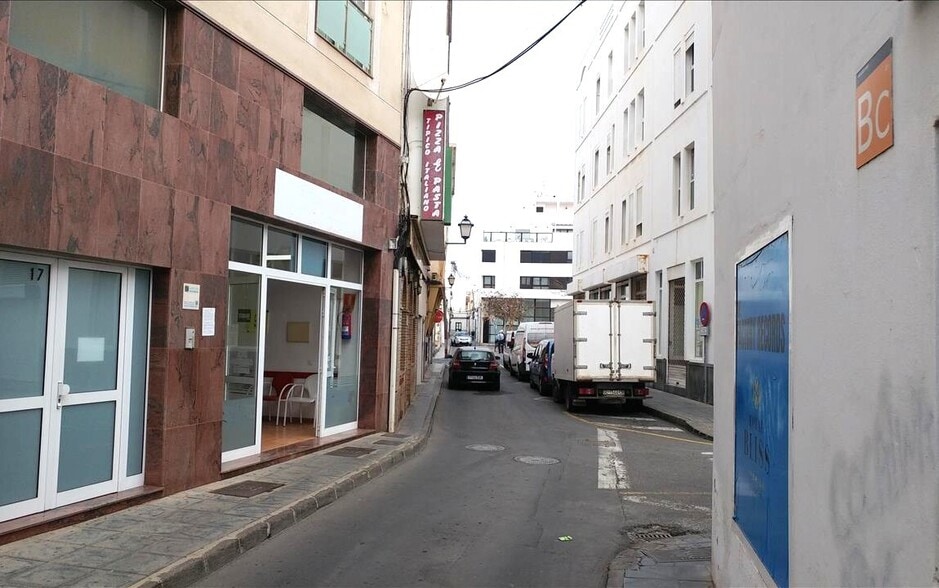Calle de José Betancort, Arrecife, Las Palmas en venta - Foto del edificio - Imagen 3 de 3
