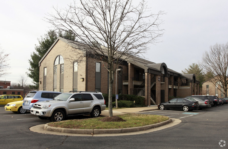 4613 Pinecrest Office Park Dr, Alexandria, VA en alquiler - Foto del edificio - Imagen 1 de 18