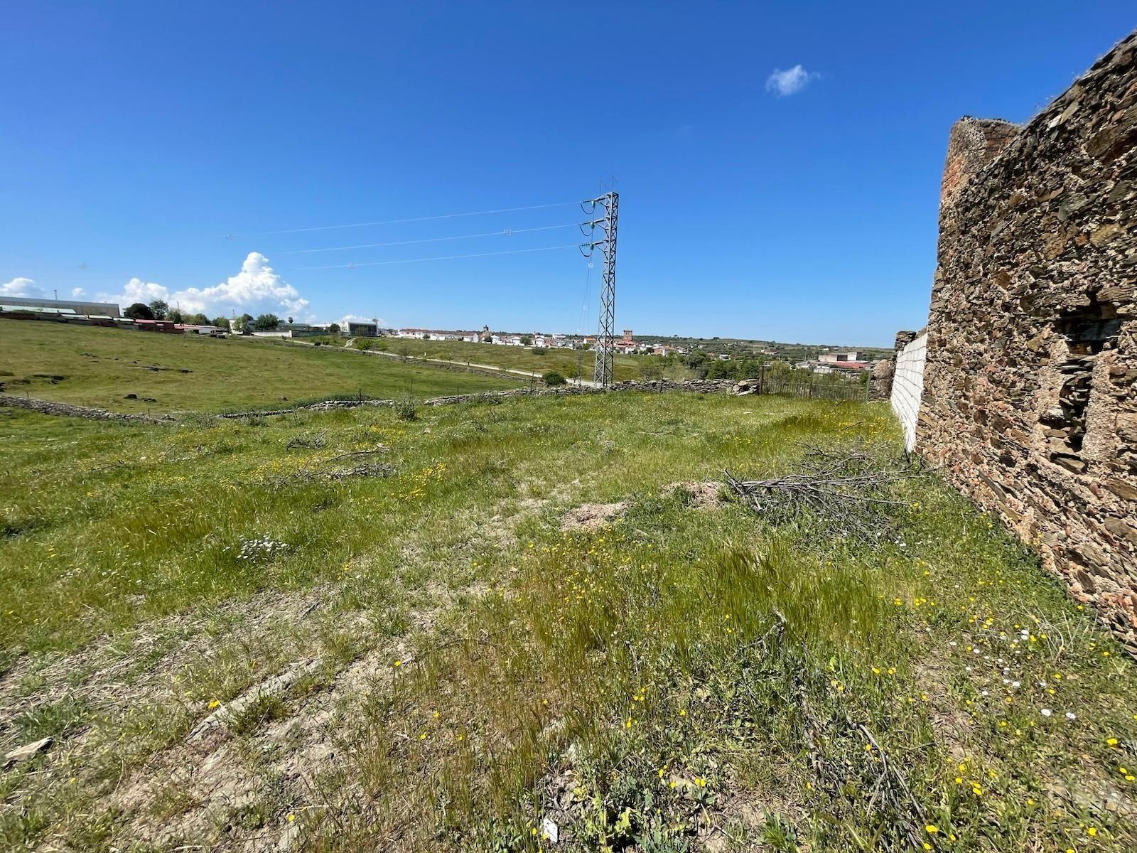 Terreno en Garrovillas de Alconétar, Cáceres en venta Foto principal- Imagen 1 de 18