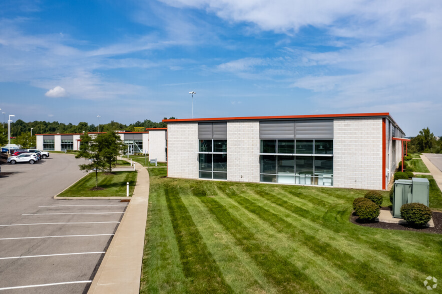 400 Industry Dr, Pittsburgh, PA en venta - Foto del edificio - Imagen 1 de 8