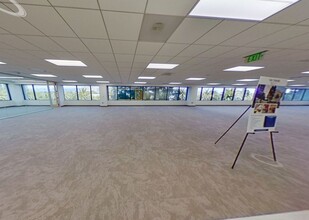 2000 Powell St, Emeryville, CA en alquiler Matterport 3D Scan- Imagen 1 de 10