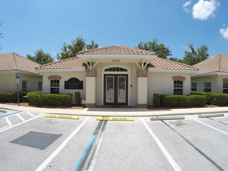 2142 Ashley Oaks Cir, Wesley Chapel, FL en venta - Foto del edificio - Imagen 2 de 13