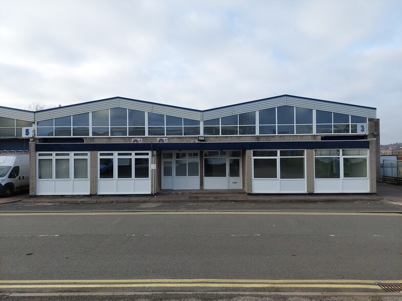 Charlton Dr, Cradley Heath en alquiler - Foto del edificio - Imagen 2 de 7