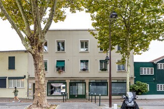 Más detalles de 21 Boulevard Du Parc, Neuilly-sur-Seine - Oficina en venta