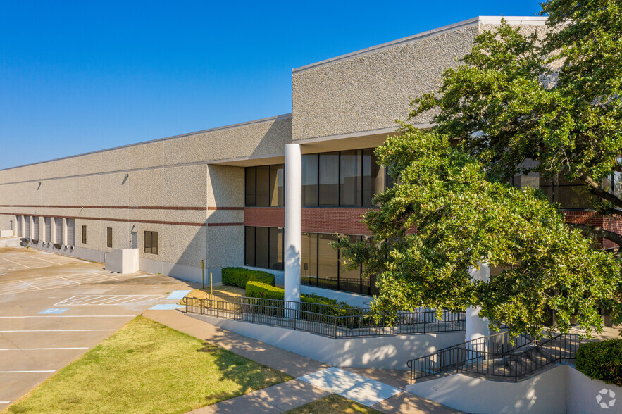 2895 113th St, Grand Prairie, TX en alquiler - Foto del edificio - Imagen 3 de 9