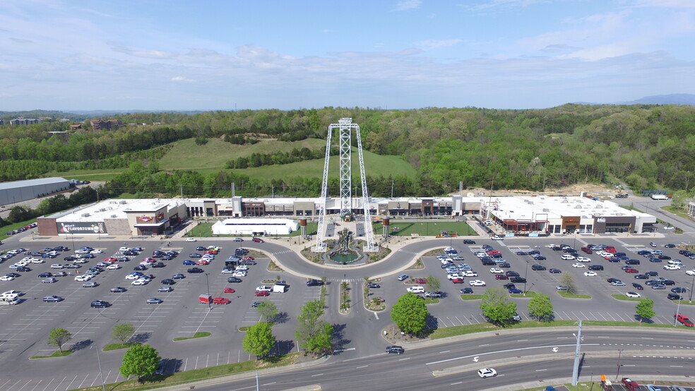 2655 Teaster Ln, Pigeon Forge, TN en alquiler - Foto del edificio - Imagen 1 de 10