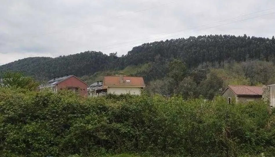 Terreno en Cartes, Cantabria en venta - Foto del edificio - Imagen 3 de 5