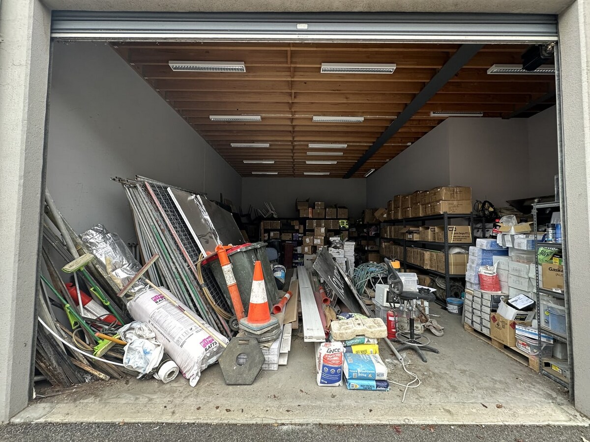 9 Rocklea Dr, Port Melbourne, VIC 3207 - Unidad 8 - - Foto del interior - Image 1 of 7
