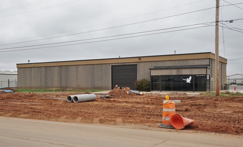 1604 N Airport Rd, Weatherford, OK en venta - Foto principal - Imagen 1 de 3