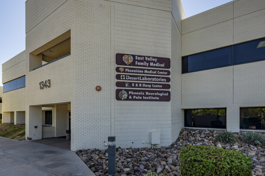 1343 N Alma School Rd, Chandler, AZ en alquiler - Foto del edificio - Imagen 2 de 5