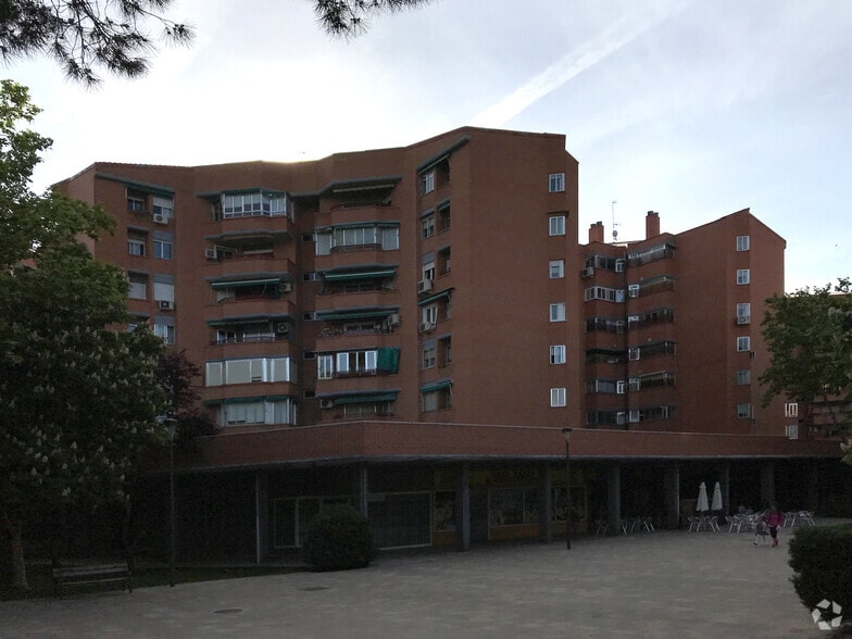 Sector Oficios, 29, Tres Cantos, Madrid en venta - Foto del edificio - Imagen 3 de 43