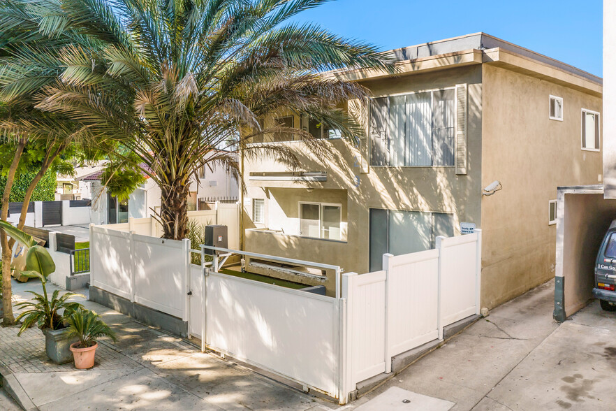 929 N Stanley Ave, West Hollywood, CA en venta - Foto del edificio - Imagen 1 de 11