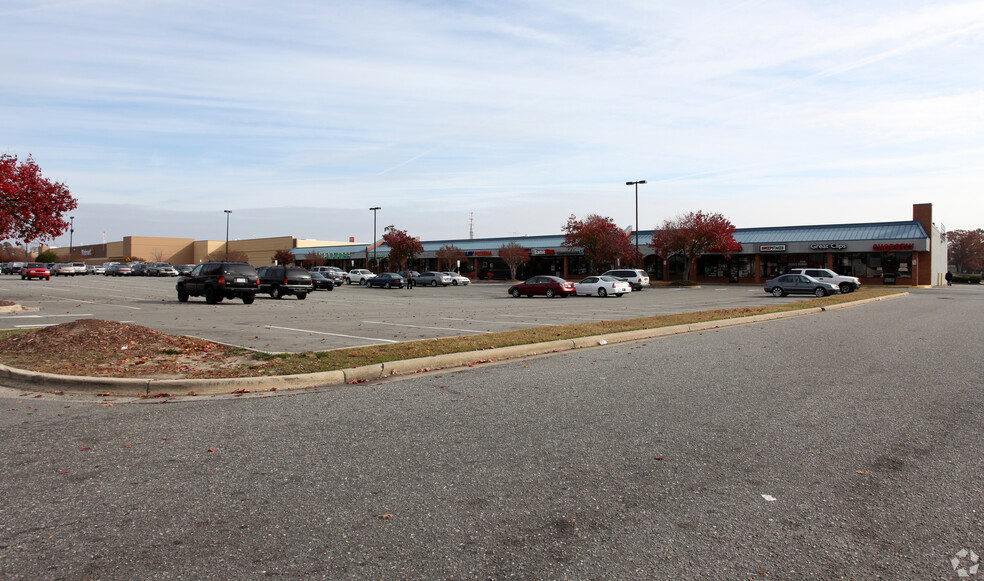 1002 N Spence Ave, Goldsboro, NC en alquiler - Foto del edificio - Imagen 2 de 2