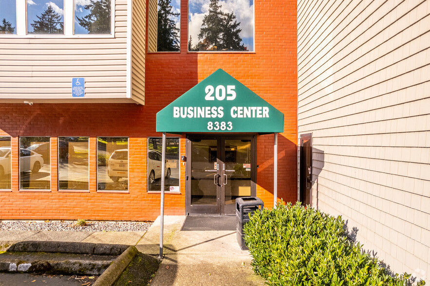 8383 NE Sandy Blvd, Portland, OR en alquiler - Foto del edificio - Imagen 3 de 11