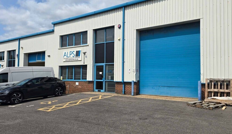 12 Downley Rd, Havant en alquiler - Foto del edificio - Imagen 2 de 2