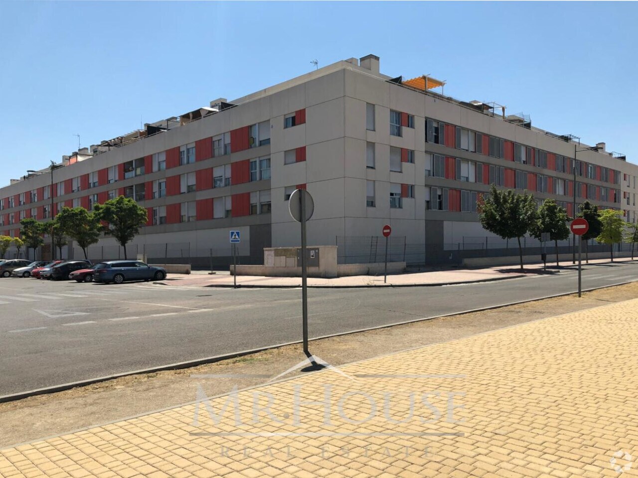 Edificio residencial en Parla, Madrid en venta Foto del interior- Imagen 1 de 2