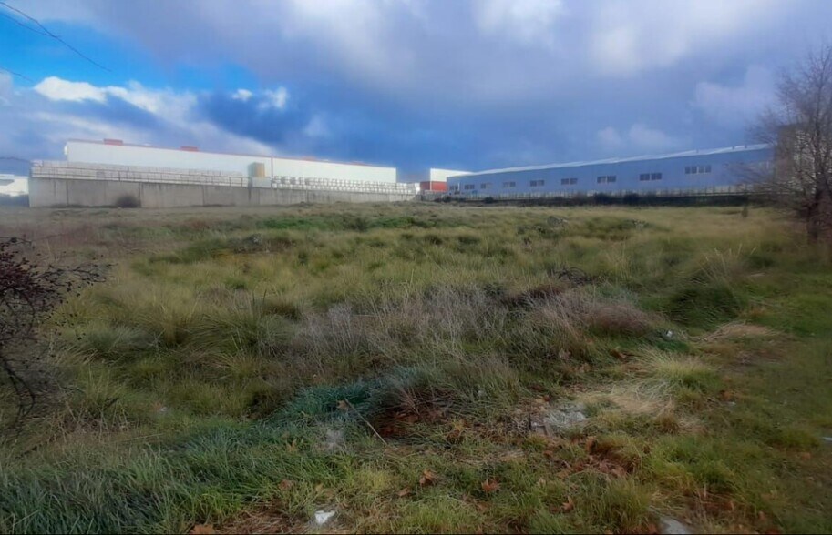 Avenida de Segovia, 6, Segovia, Segovia en venta - Foto del edificio - Imagen 2 de 5