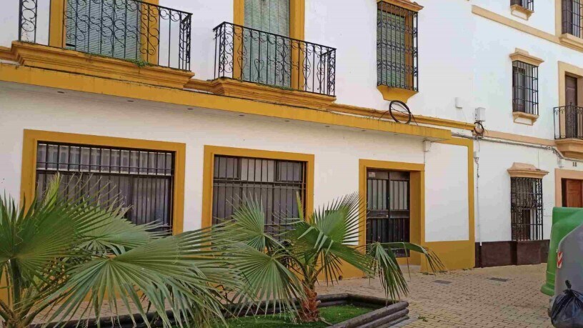 Calle Fernández de Santiago, Posadas, Córdoba en venta Foto del edificio- Imagen 1 de 25