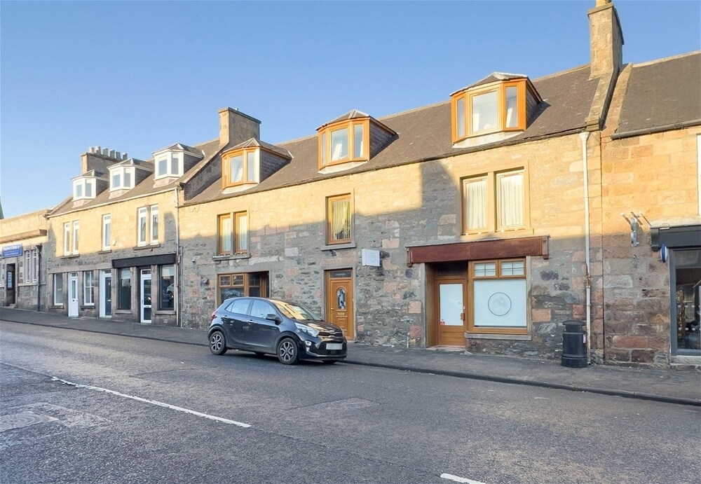DJ's Chippie and 7 Bedroom Flat, Dufftown en venta Foto del edificio- Imagen 1 de 25