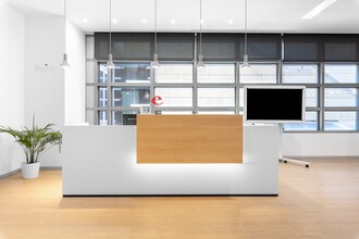 Espacio de coworking en Avenida de Juan Pablo II, 35, Zaragoza en alquiler Foto del interior- Imagen 2 de 32