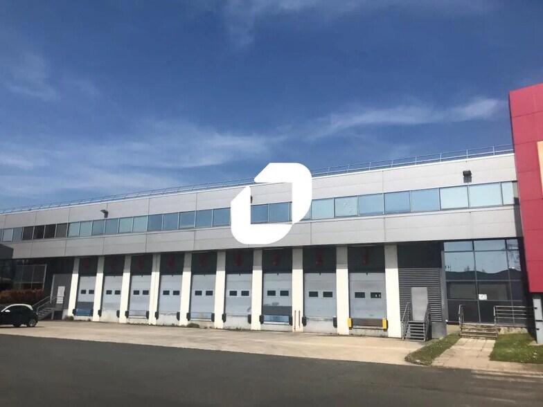 8-10 Avenue D'Oceanie, Les Ulis en alquiler - Foto del edificio - Imagen 2 de 12