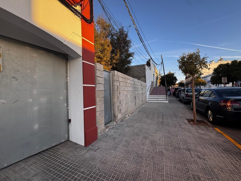 Calle Jardines, 27, Chiclana de la Frontera, Cádiz en venta - Foto del edificio - Imagen 3 de 23