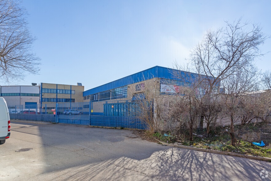 Nave en Arganda del Rey, Madrid en venta - Foto del edificio - Imagen 2 de 2