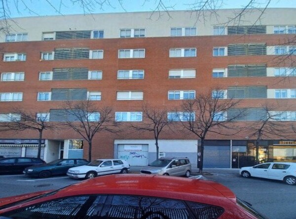 Local en Reus, Tarragona en alquiler Foto del edificio- Imagen 1 de 4