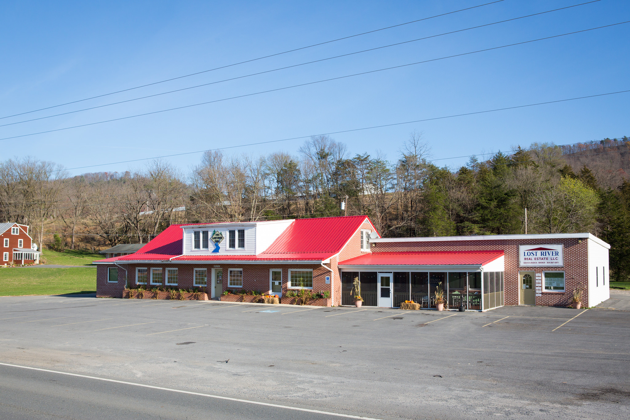 8079 State Road 259, Lost City, WV en venta Foto del edificio- Imagen 1 de 18