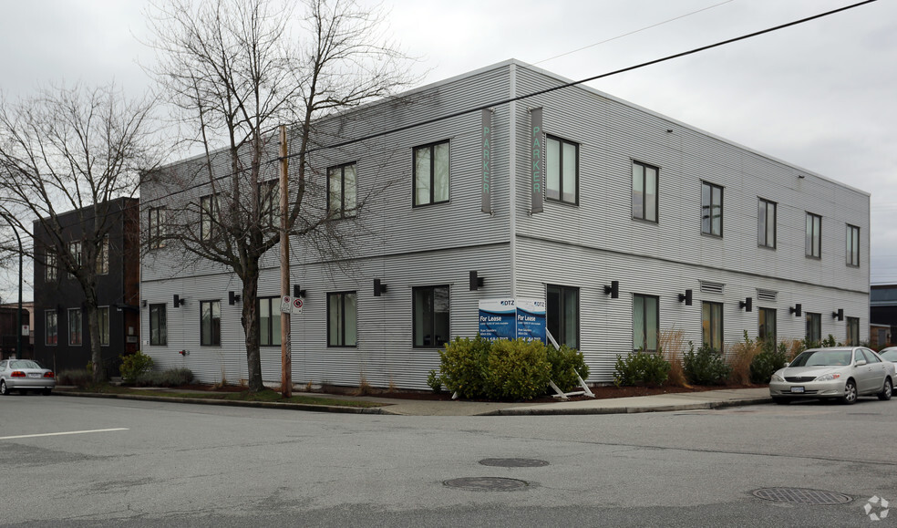 1355 Parker St, Vancouver, BC en alquiler - Foto del edificio - Imagen 2 de 4