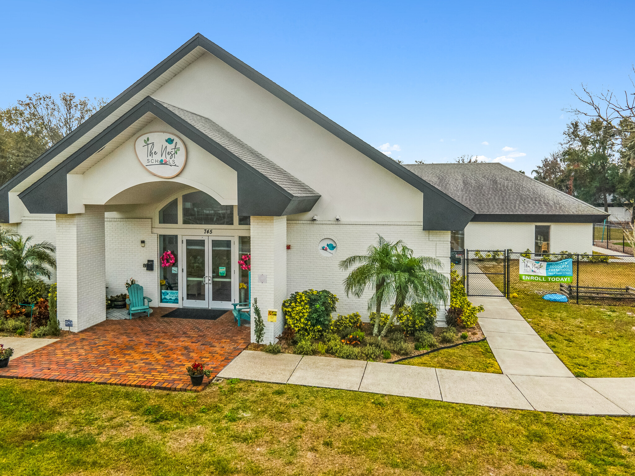 745 Lake Miriam Dr, Lakeland, FL en venta Foto del edificio- Imagen 1 de 3