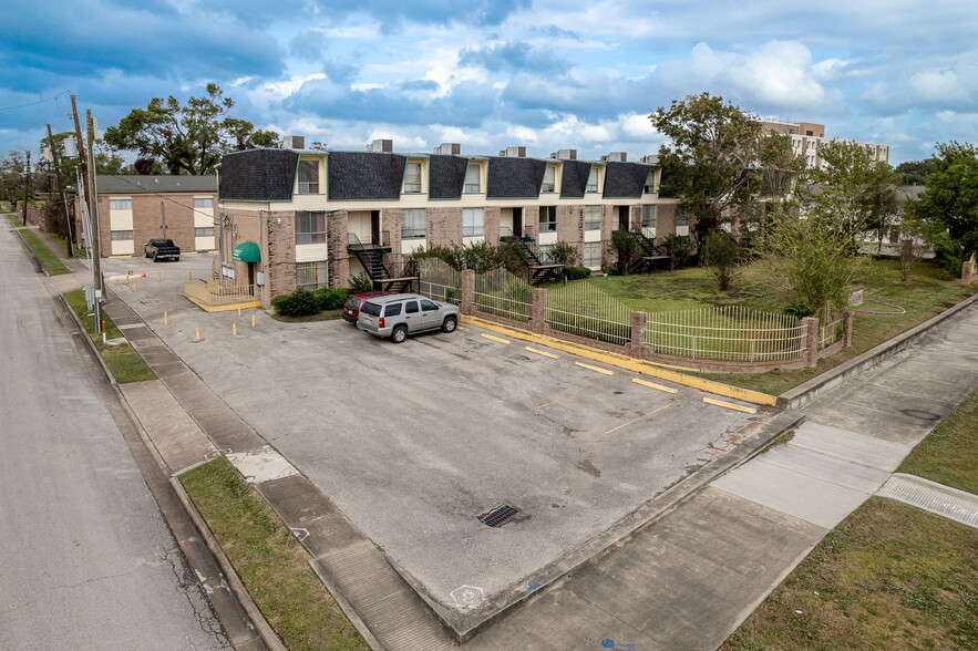 3501 N Macgregor Way, Houston, TX en venta - Foto del edificio - Imagen 3 de 30