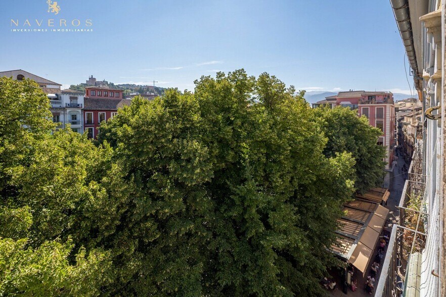 en Granada en venta - Foto del edificio - Imagen 2 de 49
