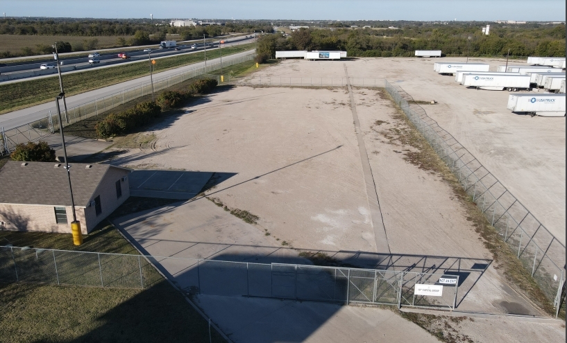 7240 N Interstate Highway 35 E, Waxahachie, TX en alquiler Foto del edificio- Imagen 1 de 3