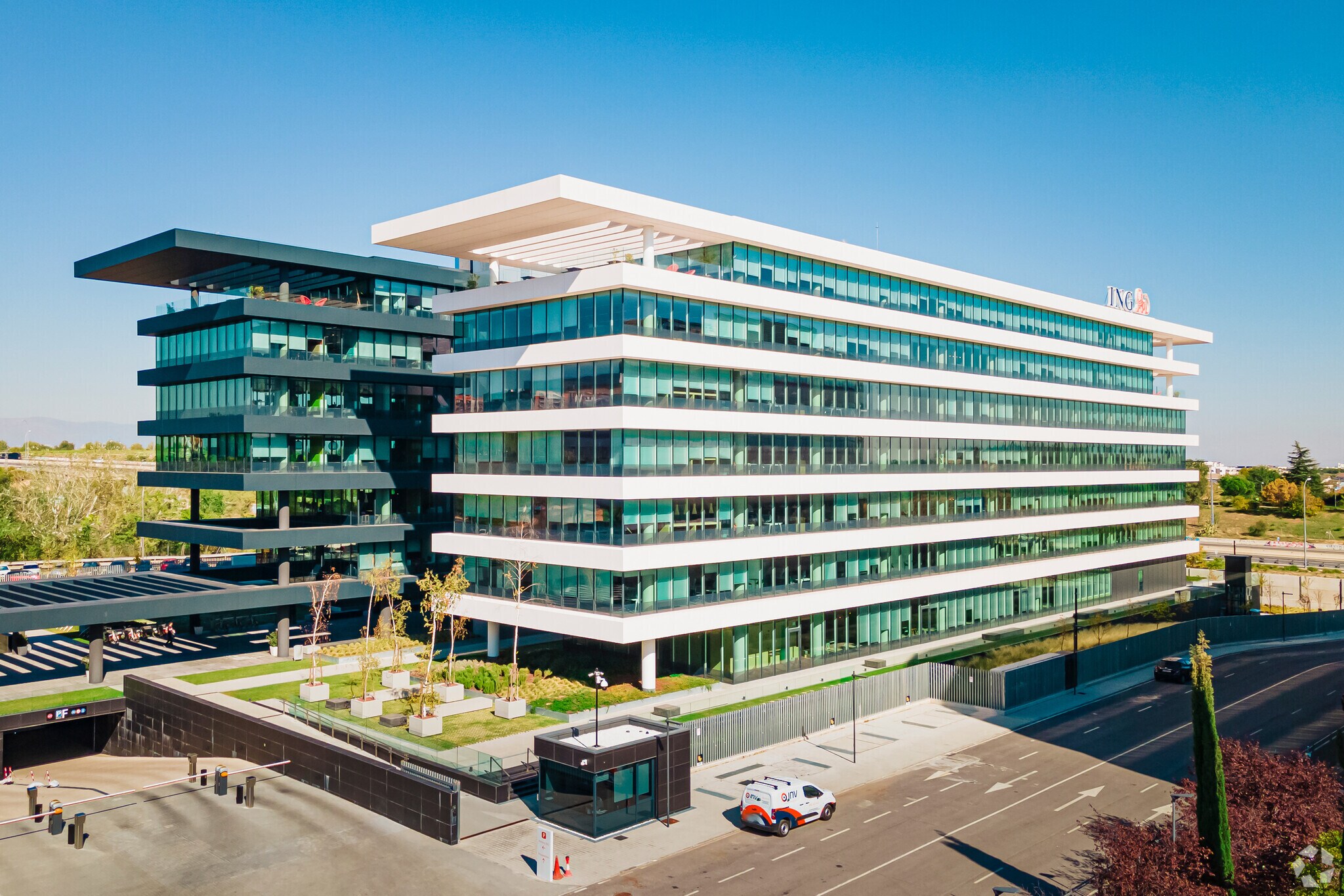 Calle Vía de los Poblados, 1, Madrid, Madrid en alquiler Foto del edificio- Imagen 1 de 28