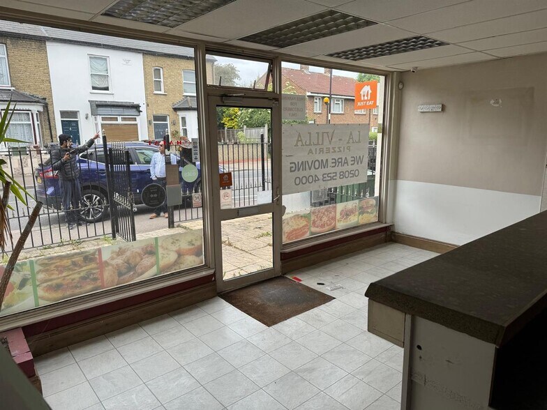 208 Higham Hill Rd, London en alquiler - Foto del edificio - Imagen 3 de 30