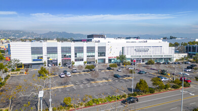 110 S Fairfax Ave, Los Angeles, CA - vista aérea  vista de mapa - Image1