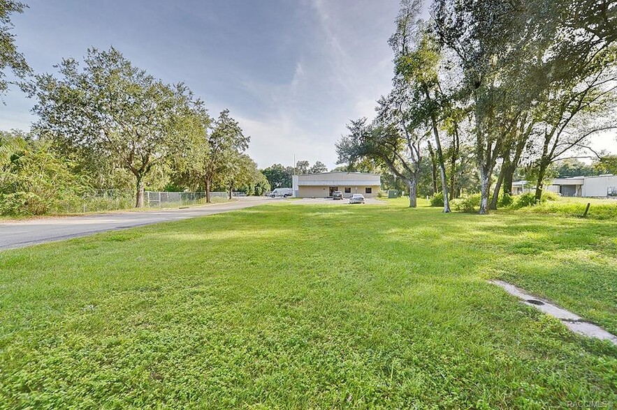 3554 E Norvell Bryant Hwy, Hernando, FL en venta - Foto del edificio - Imagen 2 de 51