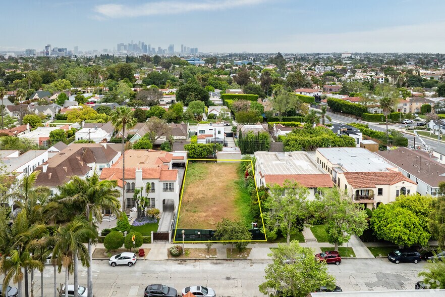 930 S Mansfield Ave, Los Angeles, CA en venta - Foto del edificio - Imagen 1 de 1