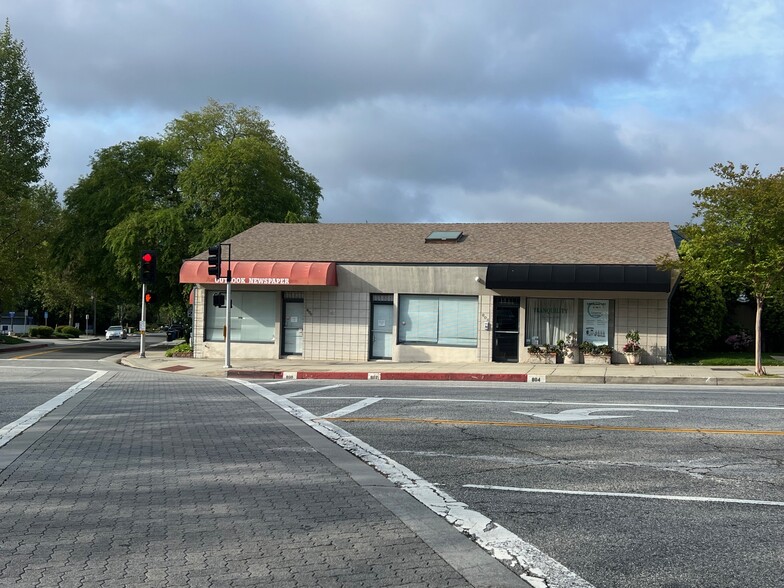 800-804 Foothill Blvd, La Canada Flintridge, CA en alquiler - Foto del edificio - Imagen 2 de 6