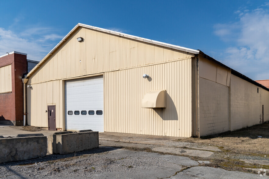 2500 Moak St, Port Huron, MI en alquiler - Foto del edificio - Imagen 2 de 12