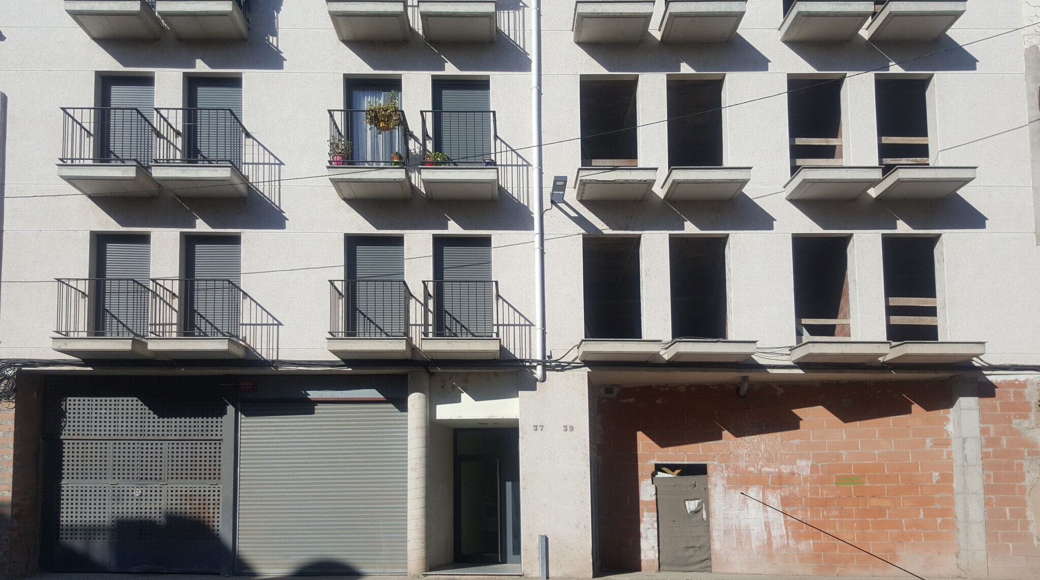 Edificio residencial en Sallent, Barcelona en venta Plano de la planta- Imagen 1 de 6