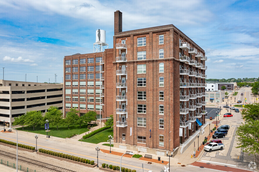 401 Water St, Peoria, IL en alquiler - Foto del edificio - Imagen 2 de 6