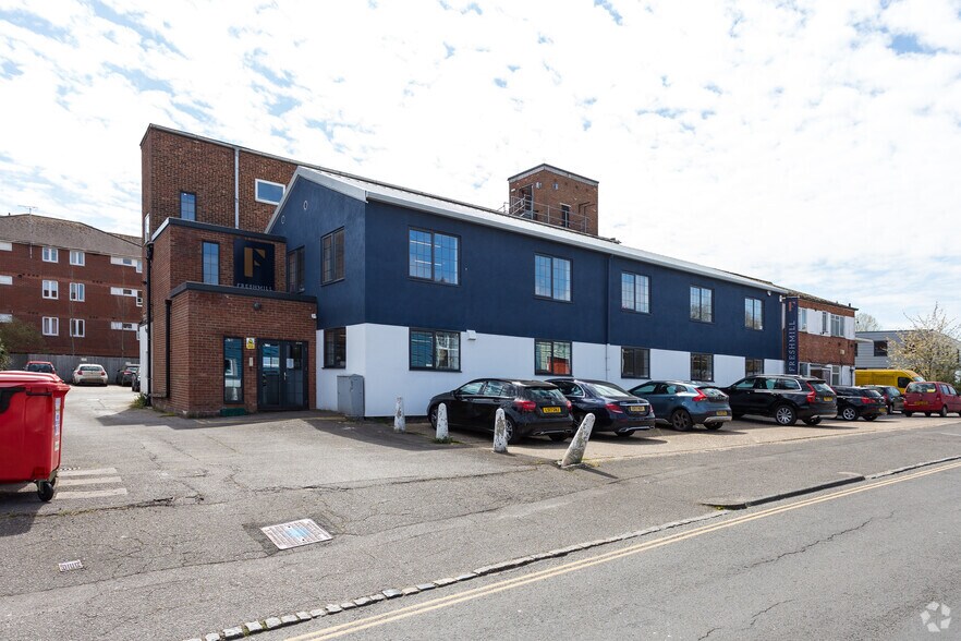 16 Bridge Rd, Haywards Heath en alquiler - Foto del edificio - Imagen 2 de 3