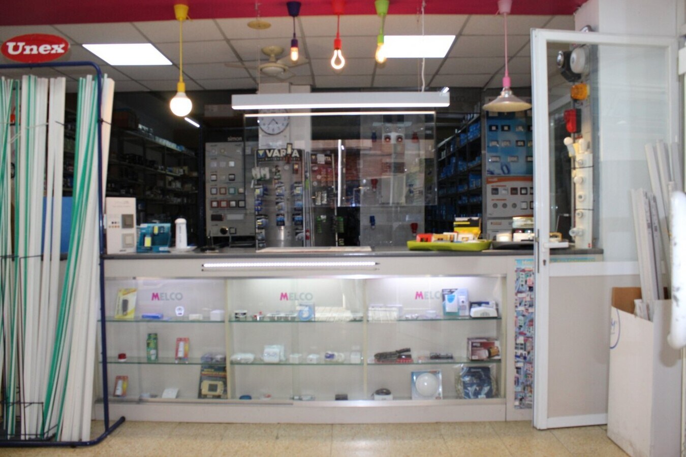 L'Hospitalet de Llobregat, BAR 08901 -  -  - Foto del interior - Image 1 of 16